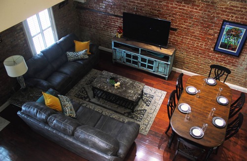 French Quarter Condo | Luxurious Dual-Master Suites Superdome, French Quarter and Convention Center