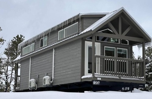 Williams Cabin | Luxury Cabin with Mountain View 3B