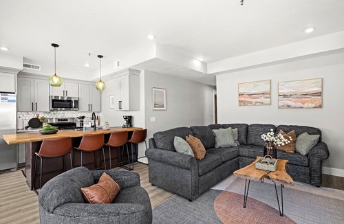 Park Point Condo | Luxury Condo w/Beach Access | Dragestil 715-2