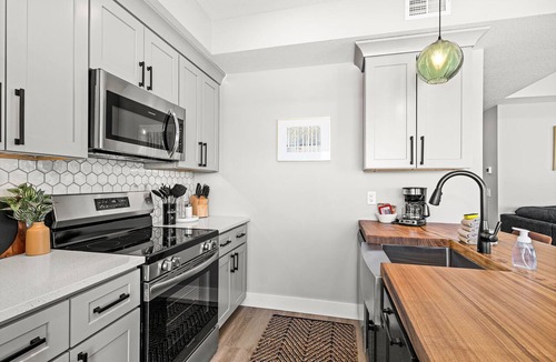 Park Point Condo | Luxury Condo w/Beach Access | Dragestil 717-2