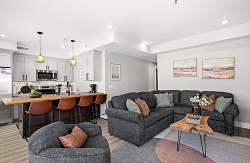 Park Point Condo | Luxury Condo w/Beach Access | Dragestil 713-2