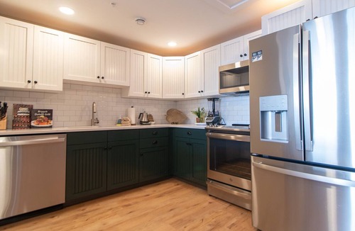 Duluth Apartment | Luxury Craft District Suites | Unit 201