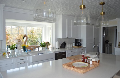 Clearwater Beach House | Luxury East Hampton Home; Sunset, Bay View, Direct Water Access; Newly Renovated