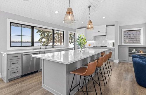Shoreview House | Luxury Lakefront Retreat with Private Beach + Private Chef
