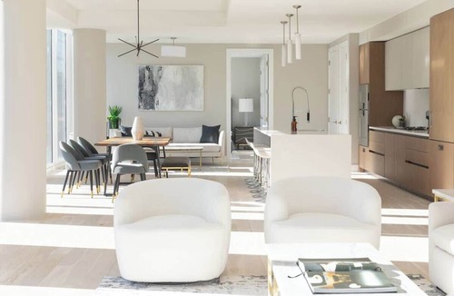 Near North Side Apartment | Luxury Loft Collection COMBO 01/02 | Terrace