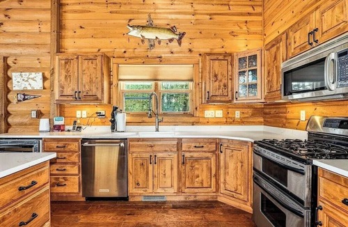 Manitowish Waters Cabin | Luxury log cabin on Spider Lake in Manitowish Waters