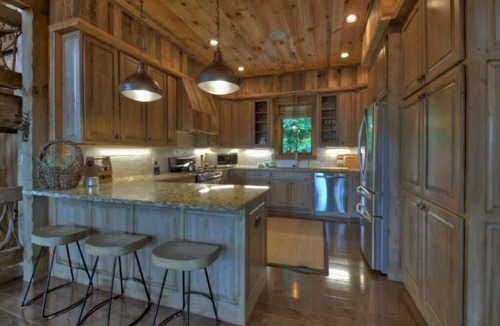 Cherry Log Cabin | Luxury Looks | $700 Off Your Stay!