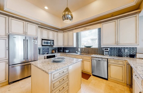 Navarre Beach Condo | Luxury Penthouse Condo with Oceanfront Views & Platinum Beach Service