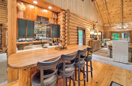 Sapphire Cabin | Luxury Sapphire Getaway w/ Deck + Game Room!