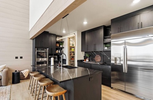 Brian Head House | Luxury Ski In and Ski Out Condo with Private Hot Tub and Sauna