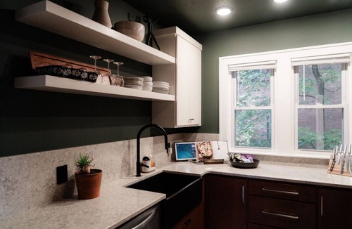 Summit - University House | Luxury Spacious Triplex in Saint Paul, Posh Cathedral Hill