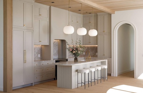 Traverse City Condo | Luxury Traverse City Penthouse w/Private Rooftop