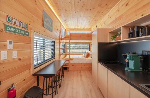 Mary Esther House | Luxury Waterfront Cabin 8