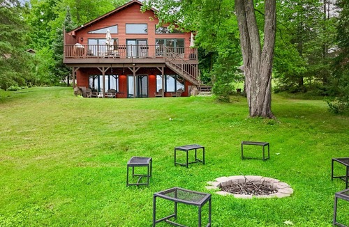 South Range Cabin | Lyman Fireside Lake House, Heirloom Vacations