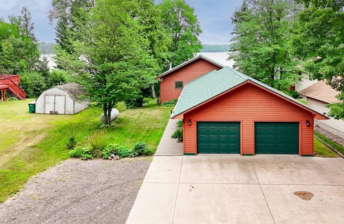 South Range Cabin | Lyman Fireside Lake House, Heirloom Vacations