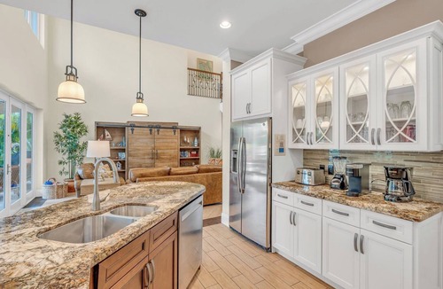 Coury House | M12 - Beautiful house in Key Colony offering 4 bedrooms, pool and dockage!