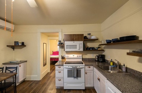 Market District Condo | Magenta 1BR | Easy Entry | Pet-Friendly