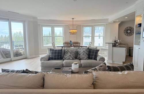 Bay Harbor Condo | Marina View 354: Spacious 4BR condo in Bay Harbor with stunning marina views.