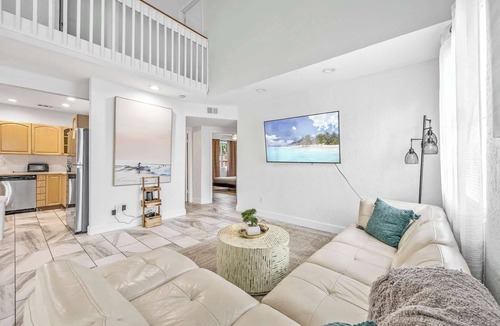 Orlando Beach House | Massive Property With Pool Perfect for Big Groups
