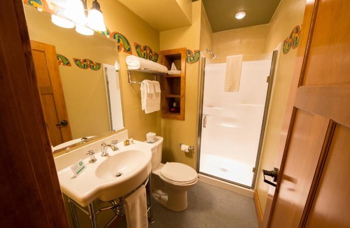 Old Bend Hotel | McMenamins Old St. Francis School