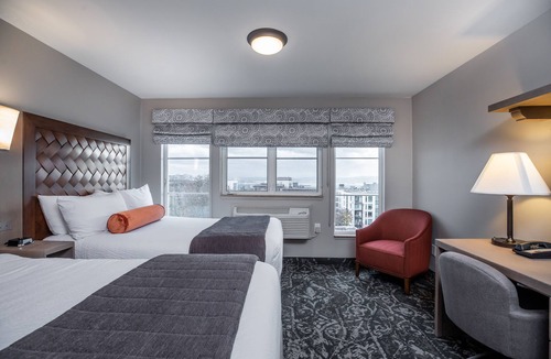 Lower Queen Anne Hotel | Mediterranean Inn