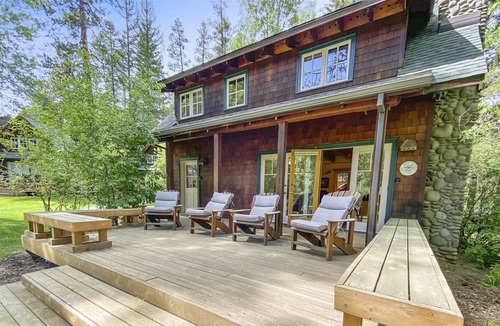 Camp Sherman Cabin | Metolius River Resort Cabin 1 - Luxurious cabin on the Metolius River w/
