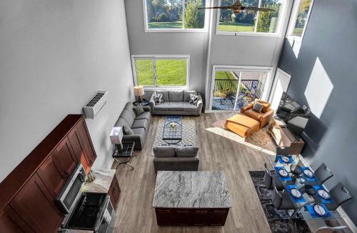 Birmingham Apartment | Michigan Condo Unit 204
