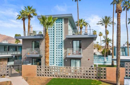 South Scottsdale Apartment | Micro Studio with balcony & pool view - Walk to OT