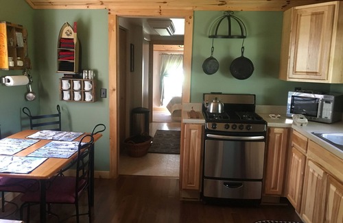Luther Cottage | Mill Pond Hideaway