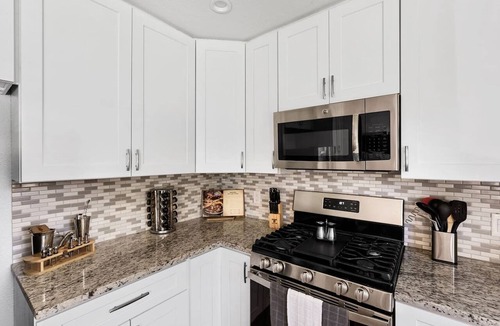 Cedar Park House | Mini Golf | FirePit | GameRoom | 4BRs | Cedar Park