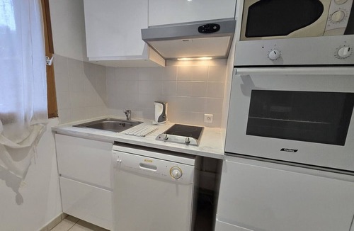 Serra-di-Ferro Villa | Mini villa dans résidence calme* wifi, piscine, mer à pied.