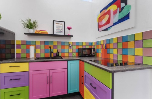 Myra House | Mod Squad Dome