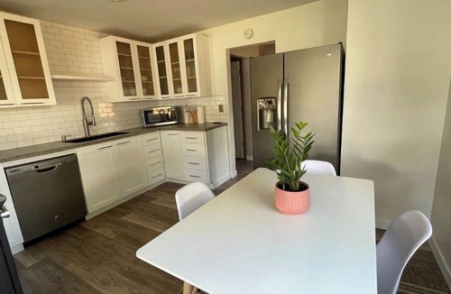 Beaverton House | Modern 3 Bedroom Home in Beaverton
