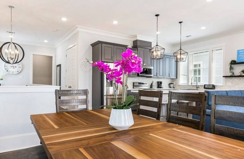 Faubourg Lafayette House | Modern 4-Bd Home w/Pool | Perfect NOLA Getaway