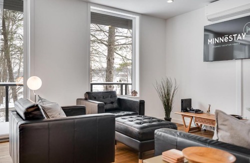 Lake Elmo House | Modern Chic