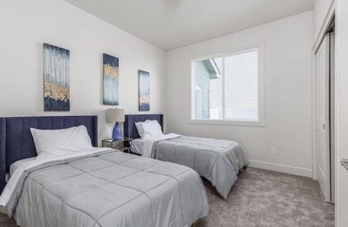 Hermiston House | Modern Comfort