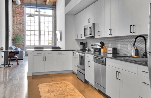Judson Apartment | Modern Escape | Pool | Easy Access to DT & More!