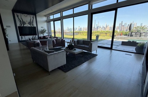 Weehawken House | Modern Gold Coast Villa