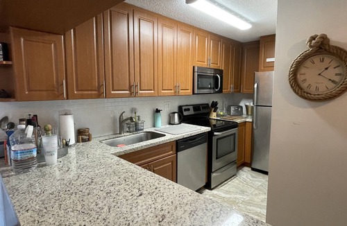 Islamorada Condo | Modern one bedroom apartment with beautiful garden view