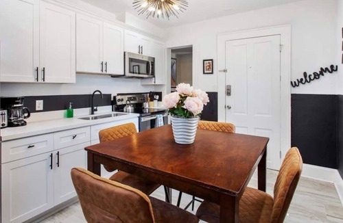 Seventh Ward House | Modern Stylish Suite Near French Quarter