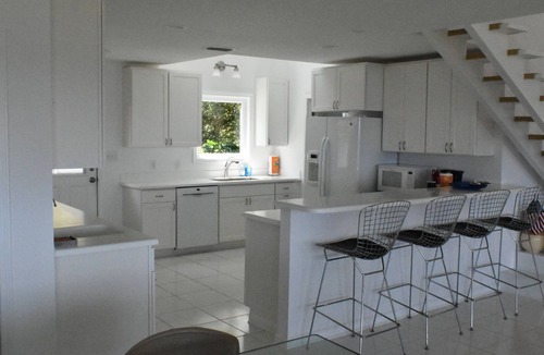 Ono Island House | Modern waterfront home on spacious wooded lot. Sleeps 6.