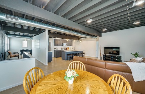 St. Clair Apartment | Modernized St Clair Apartment: Walk to Boardwalk!