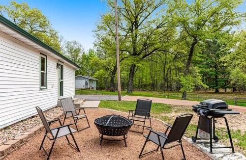 Mather House | Moe's Vineyard - Cabin
