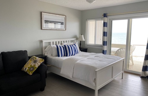 Culloden Shores Apartment | Montauk Waterfront Studio With Breathtaking Sunset View