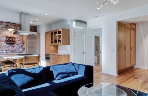 Corbett - Terwilliger - Lair Hill Condo | Monthly Rental - Elevated Living in the Hills