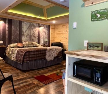 St Ignace Hotel | Moosewood Inn