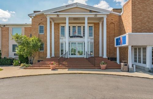 Creston Hotel | Motel 6-Grand Rapids, MI - Northeast