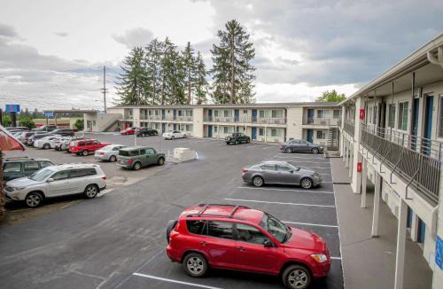 Tigard Hotel | Motel 6 Tigard, Or - Portland Southwest