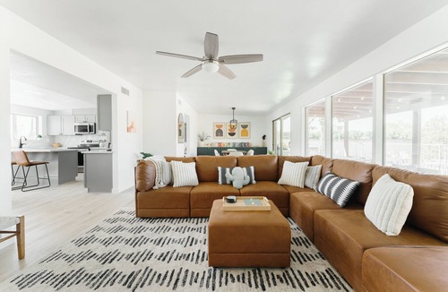 Tres Lomas North House | Mountain View Escape with Pool - Newly Renovated