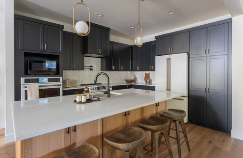 Mount Hood Village Cabin | Mt Hood Cabin, Mini Golf, Hot Tub, Game Loft, Sleeps 10, 2.5 Bath, Pet Friendly